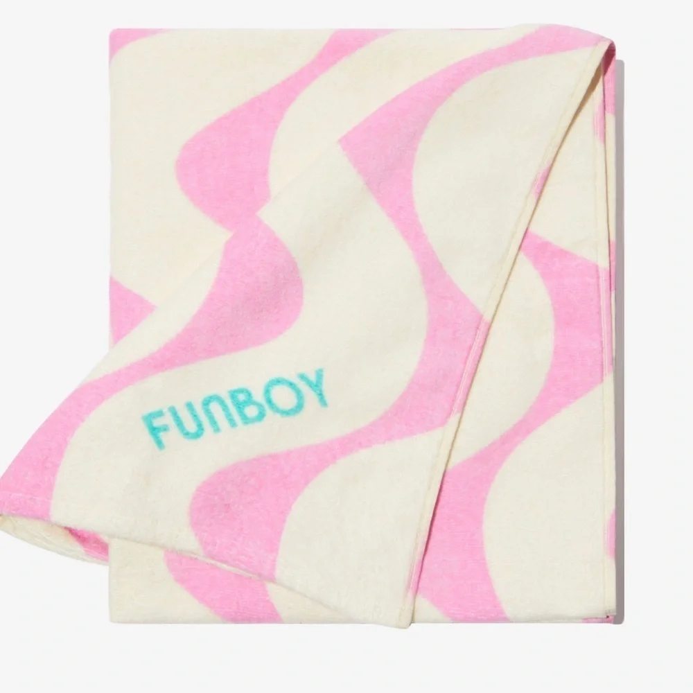 New! FUNBOY anthropologie Poolside Leisure Club Beach Towel